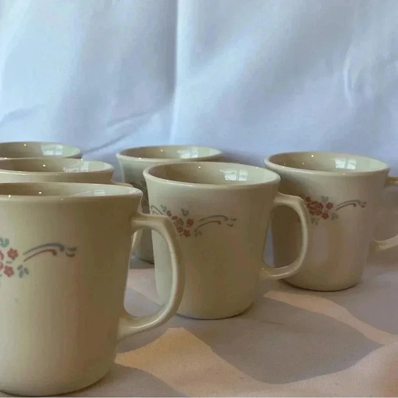 Vintage Corelle Set of 6 English Breakfast Pattern Coffee Mugs - Picture 2 of 3
